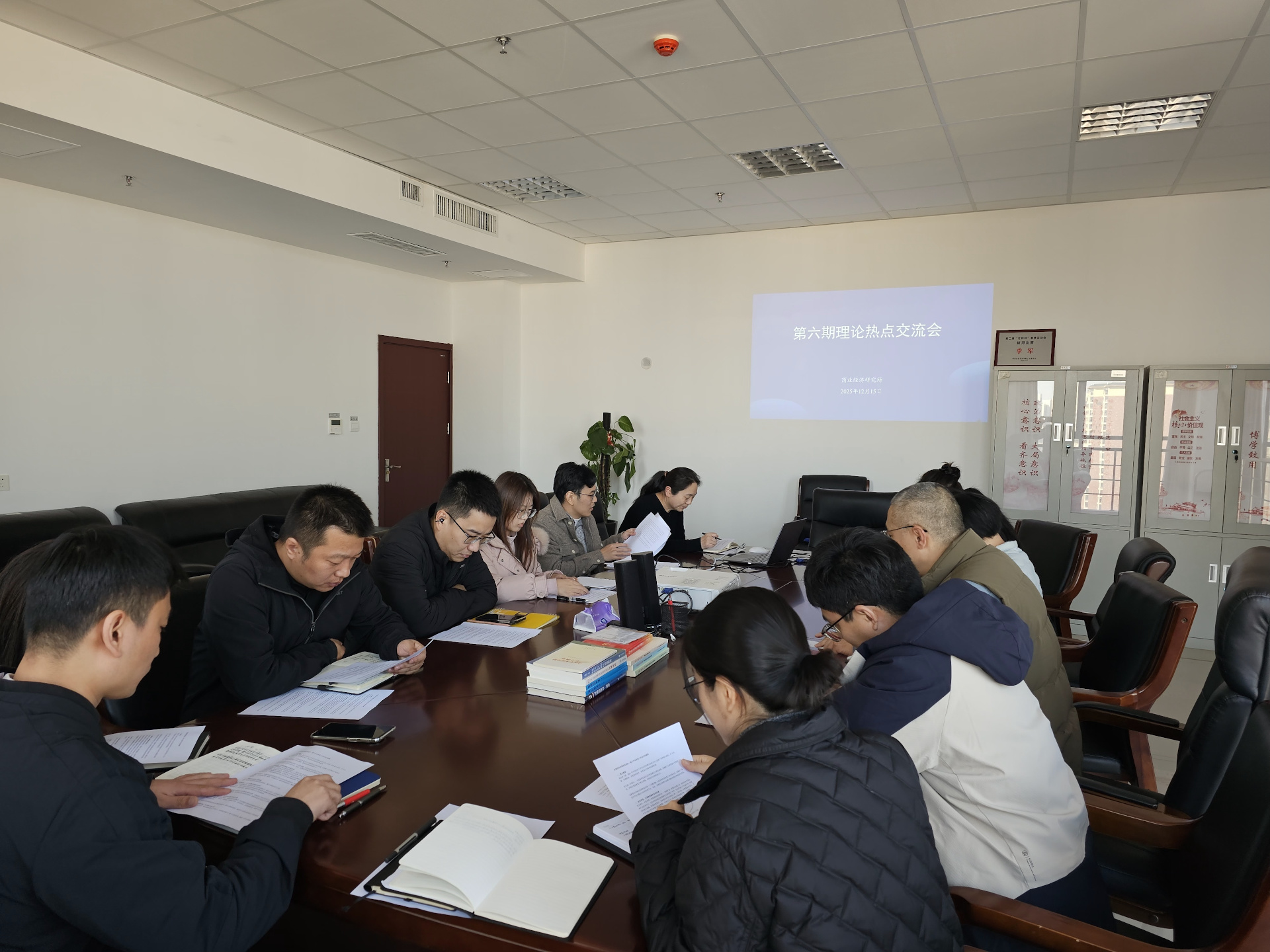 1766043628530366.png fileUpload.png