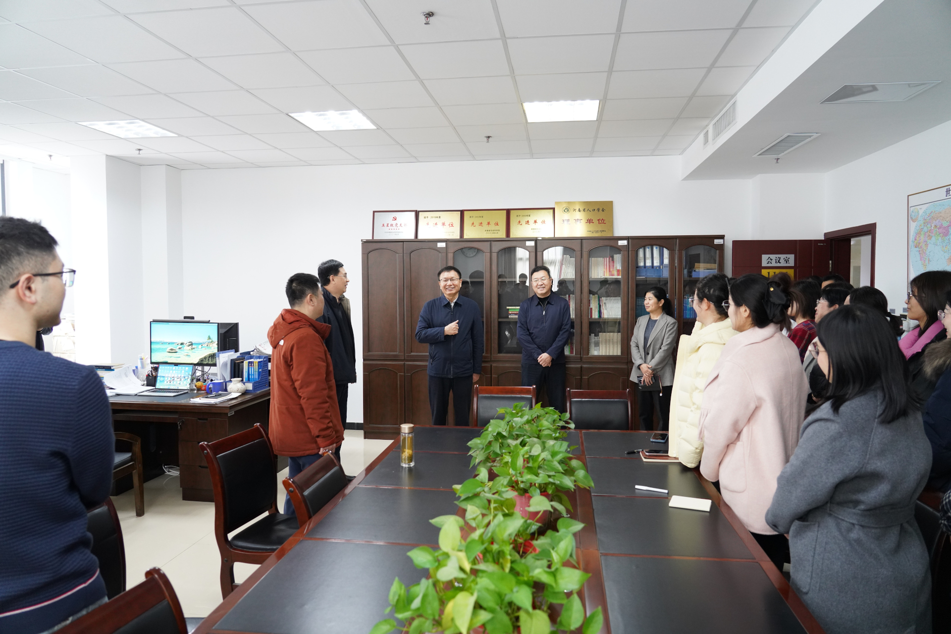 1771921447936801.jpg 2.jpg